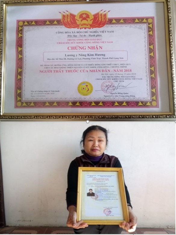 Lương y Nông Kim Hương đã được Sở Y tế tỉnh Lạng Sơn thẩm định cấp chứng chỉ hành nghề khám chữa bệnh về các bài thuốc gia truyền.